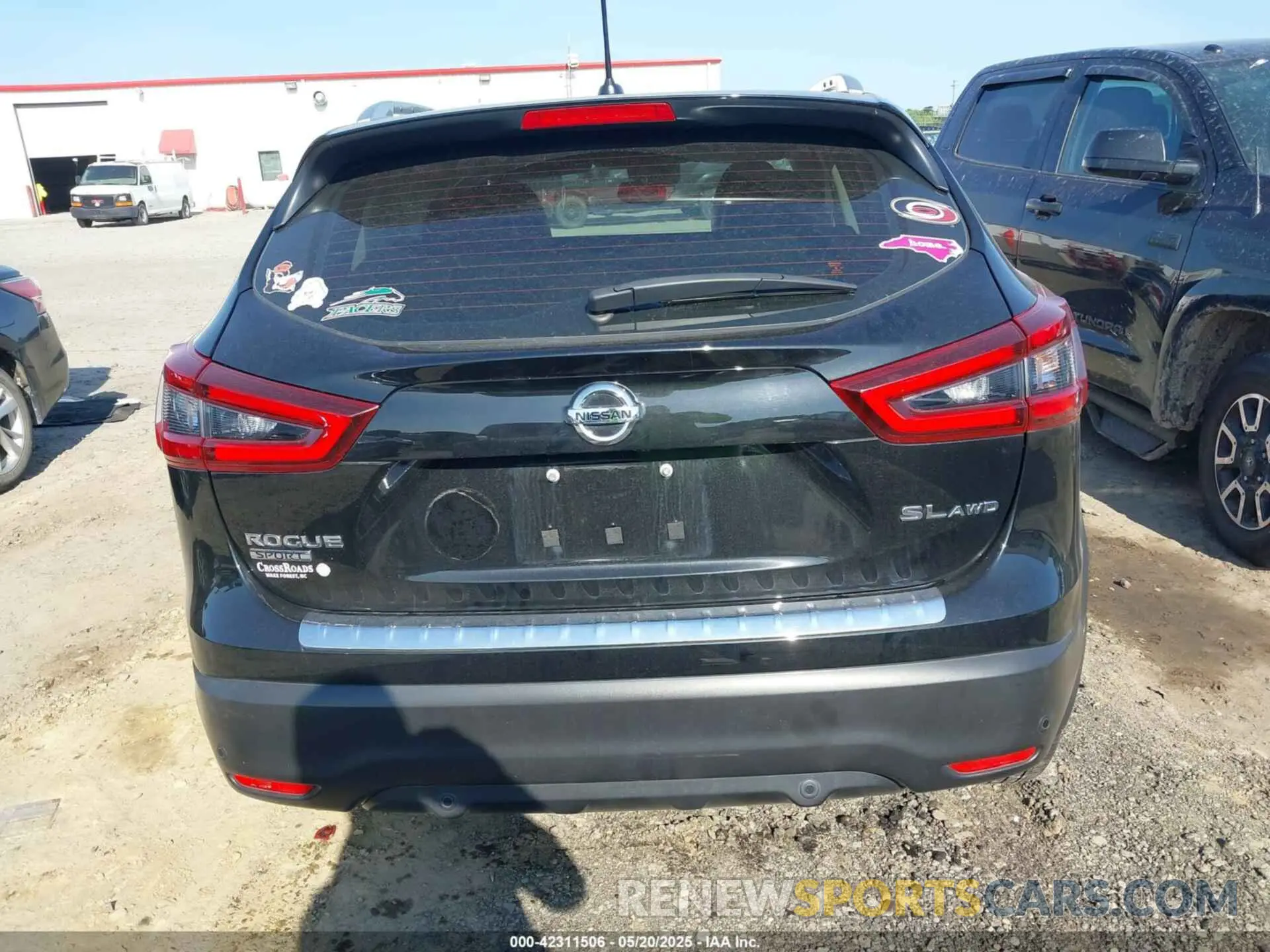 16 Photograph of a damaged car JN1BJ1CW0NW499143 NISSAN ROGUE SPORT 2022