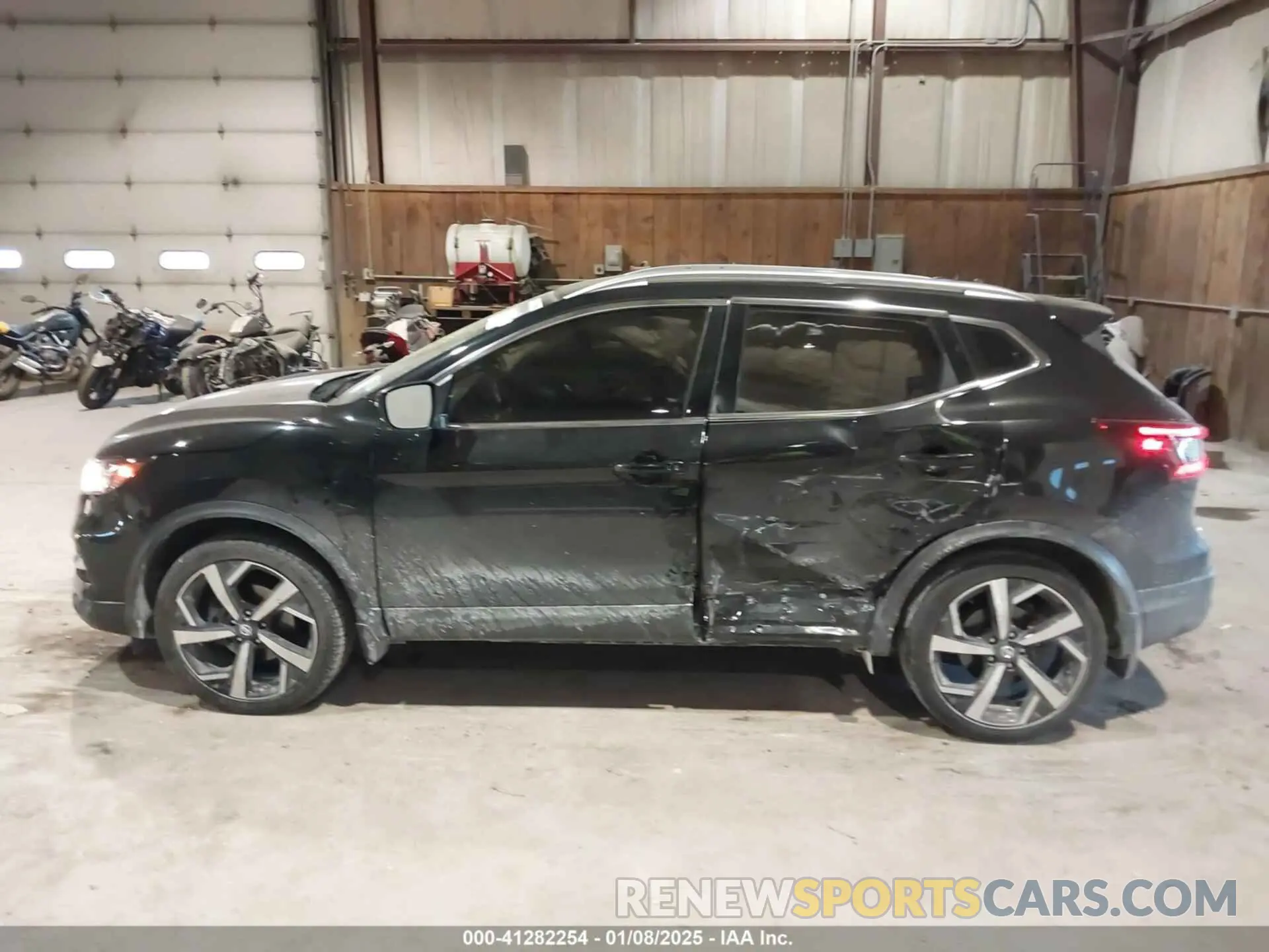 14 Photograph of a damaged car JN1BJ1CW3NW491280 NISSAN ROGUE SPORT 2022