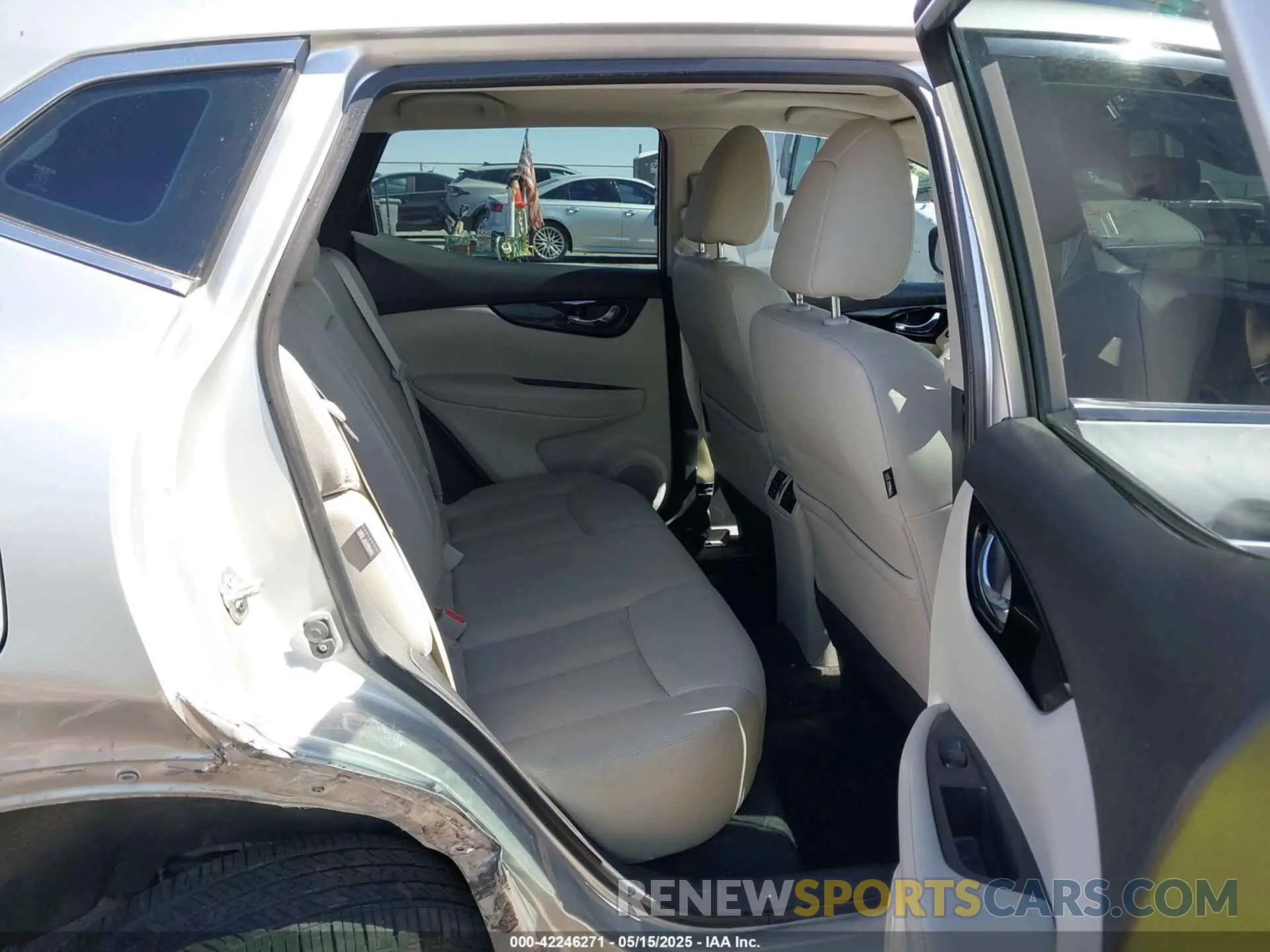 8 Photograph of a damaged car JN1BJ1CW4NW486511 NISSAN ROGUE SPORT 2022