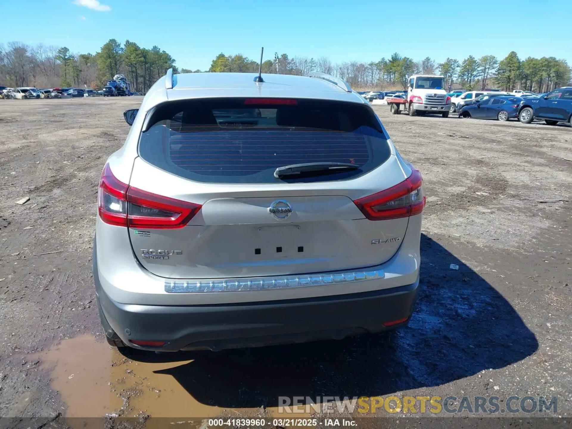 16 Photograph of a damaged car JN1BJ1CW5NW484654 NISSAN ROGUE SPORT 2022