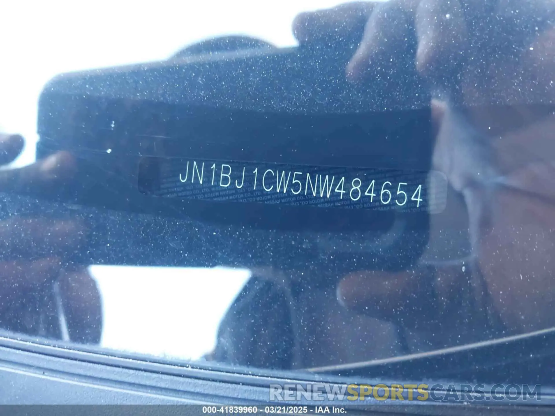 17 Photograph of a damaged car JN1BJ1CW5NW484654 NISSAN ROGUE SPORT 2022