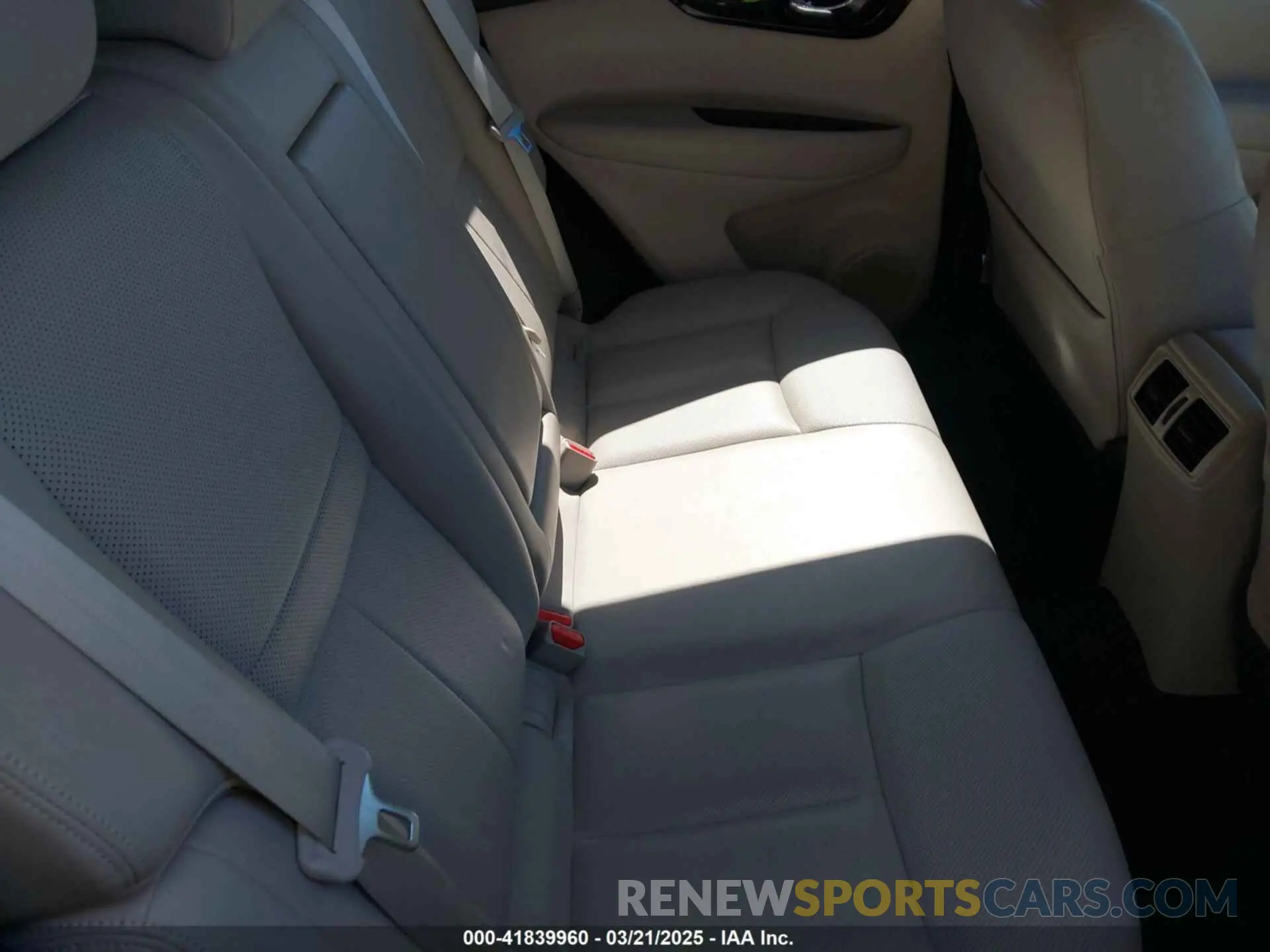 8 Photograph of a damaged car JN1BJ1CW5NW484654 NISSAN ROGUE SPORT 2022