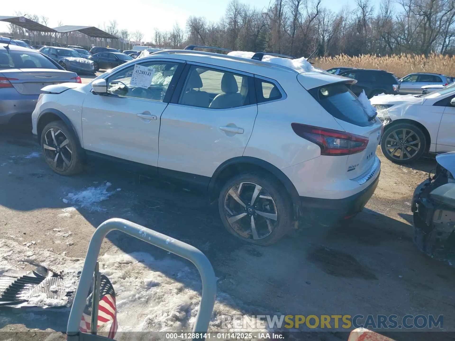 3 Photograph of a damaged car JN1BJ1CW5NW498960 NISSAN ROGUE SPORT 2022