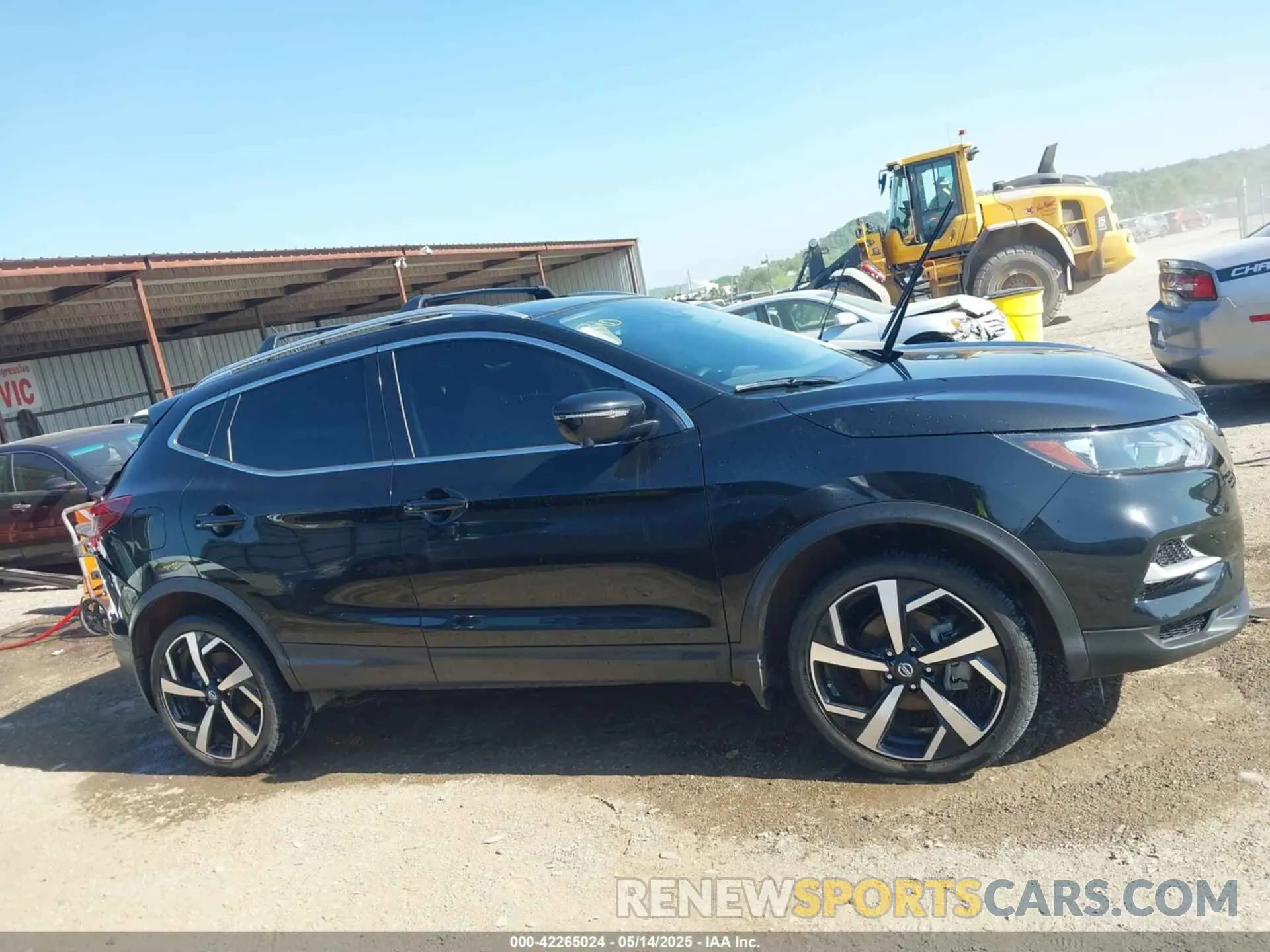 14 Photograph of a damaged car JN1BJ1CW6NW498725 NISSAN ROGUE SPORT 2022