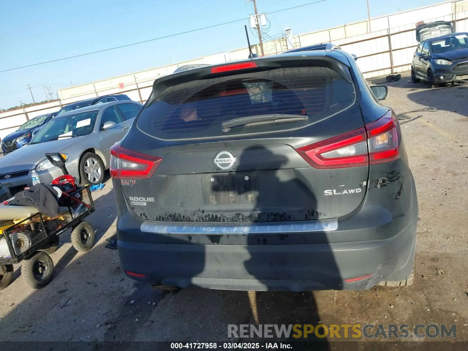 16 Photograph of a damaged car JN1BJ1CW7NW486759 NISSAN ROGUE SPORT 2022