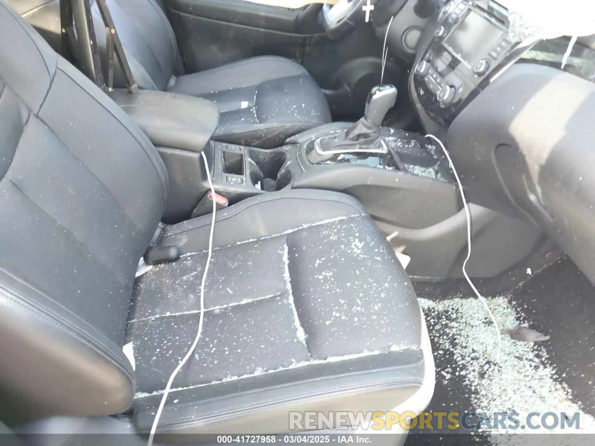 5 Photograph of a damaged car JN1BJ1CW7NW486759 NISSAN ROGUE SPORT 2022