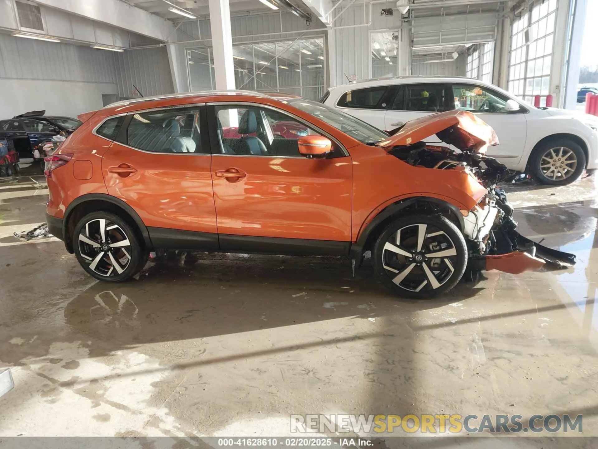 13 Photograph of a damaged car JN1BJ1CW9NW493843 NISSAN ROGUE SPORT 2022