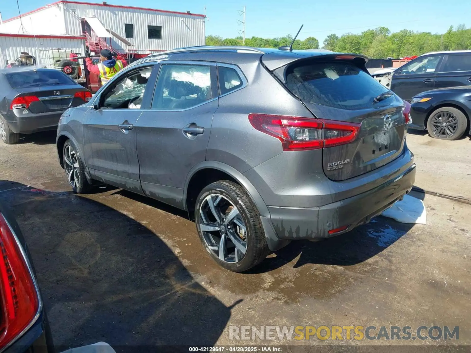 3 Photograph of a damaged car JN1BJ1CWXNW482768 NISSAN ROGUE SPORT 2022