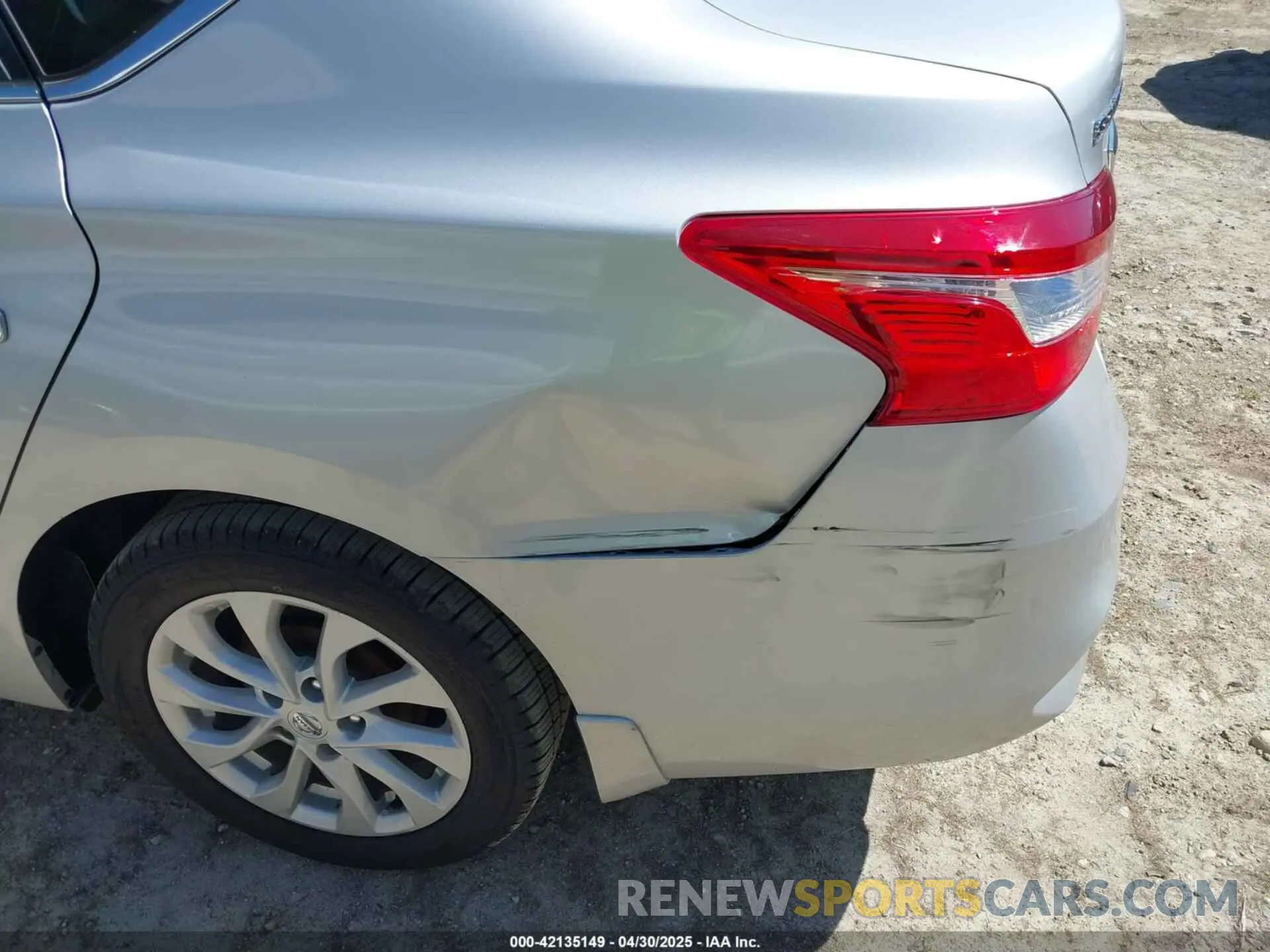 12 Photograph of a damaged car 3N1AB7AP0KL603025 NISSAN SENTRA 2019