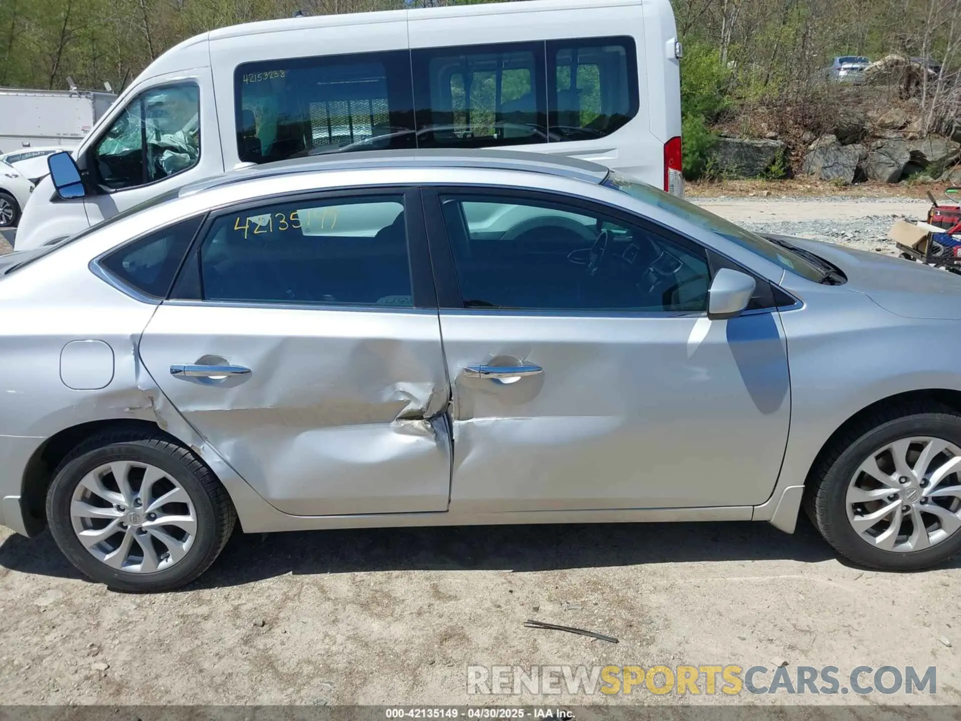 14 Photograph of a damaged car 3N1AB7AP0KL603025 NISSAN SENTRA 2019