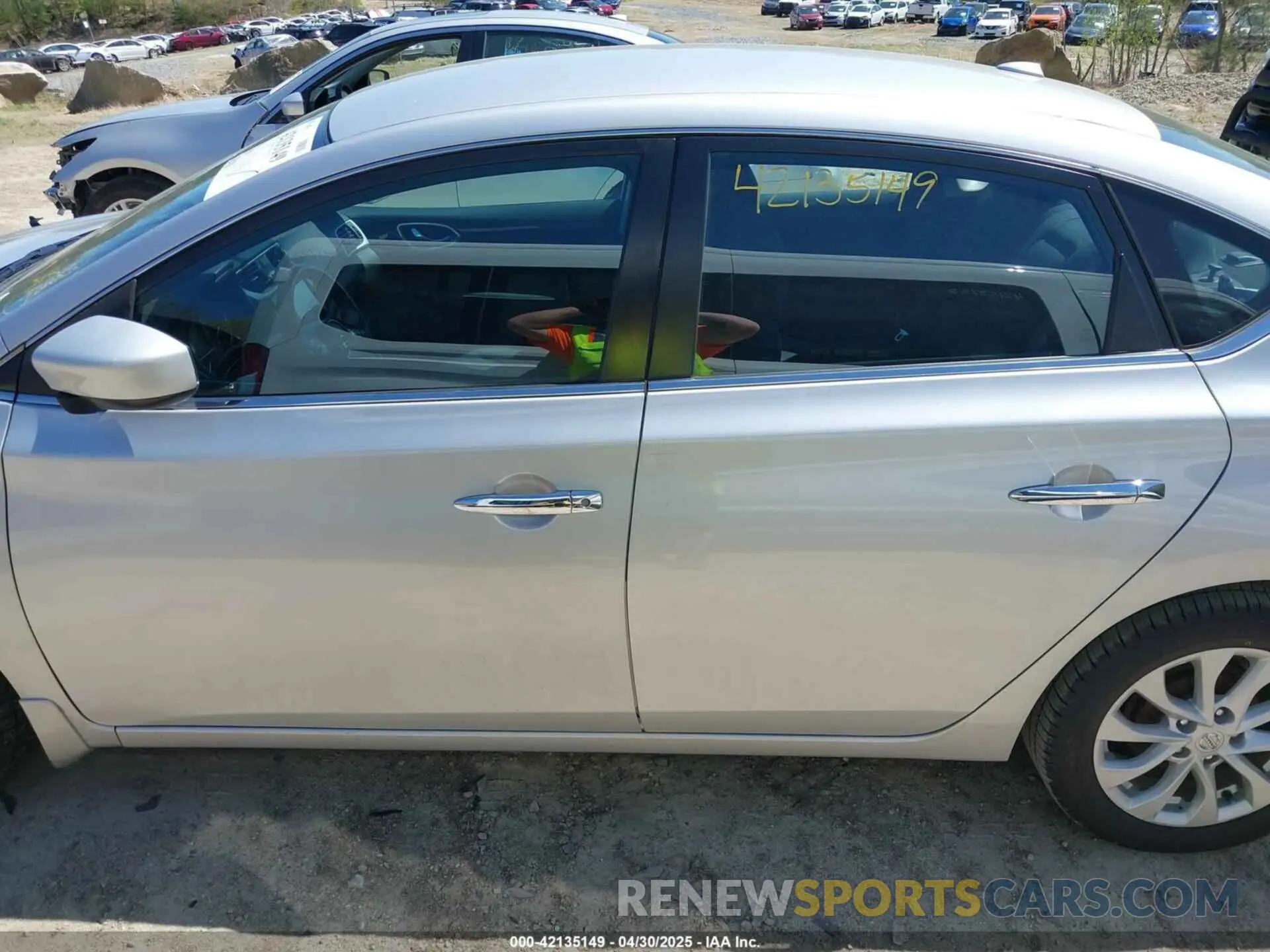 15 Photograph of a damaged car 3N1AB7AP0KL603025 NISSAN SENTRA 2019