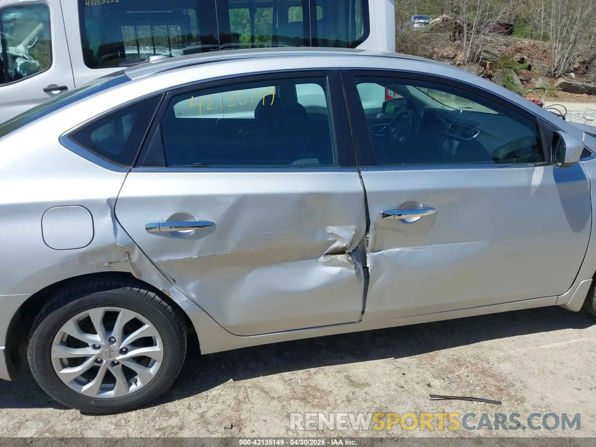 6 Photograph of a damaged car 3N1AB7AP0KL603025 NISSAN SENTRA 2019