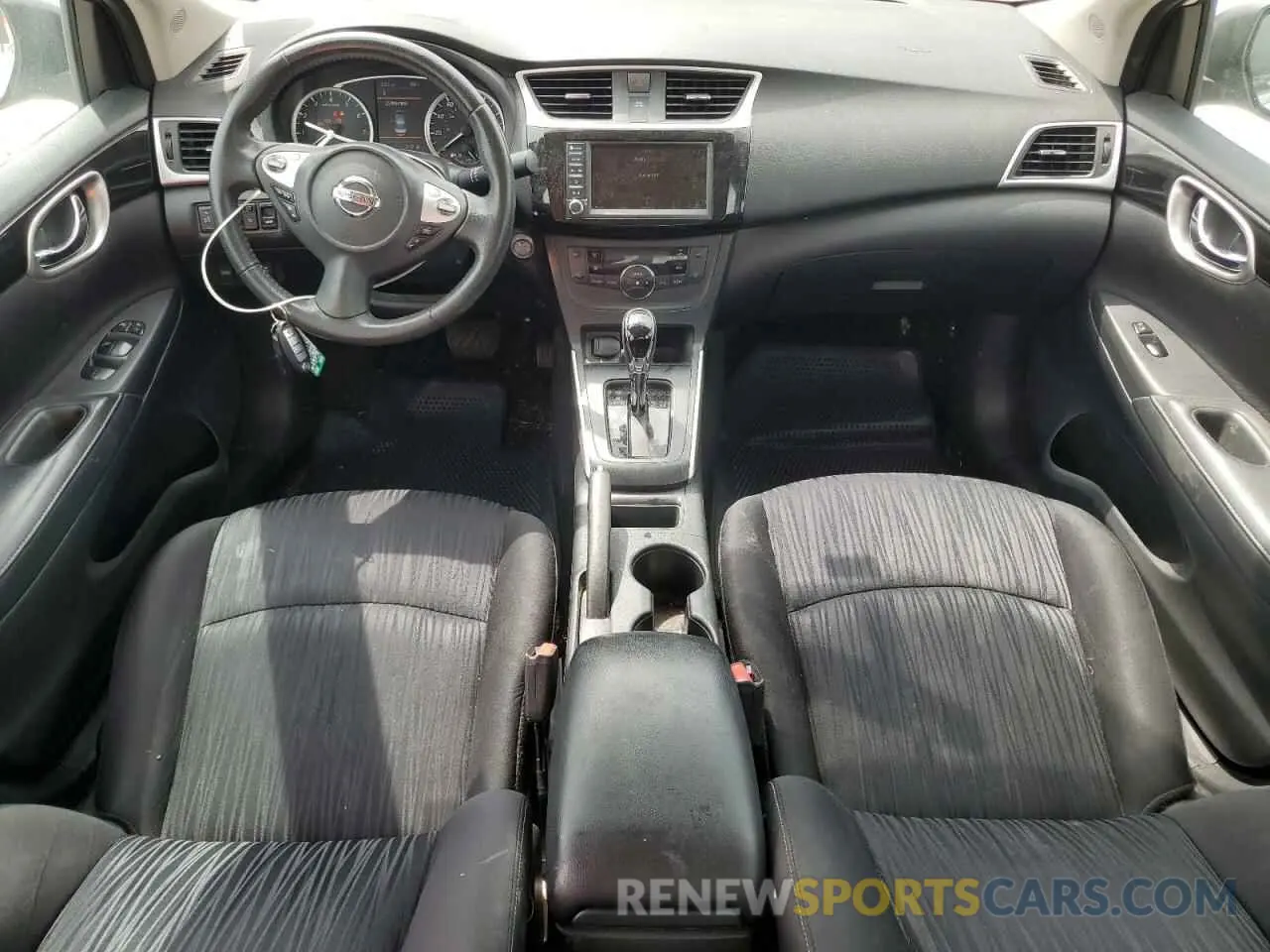 8 Photograph of a damaged car 3N1AB7AP0KL604630 NISSAN SENTRA 2019