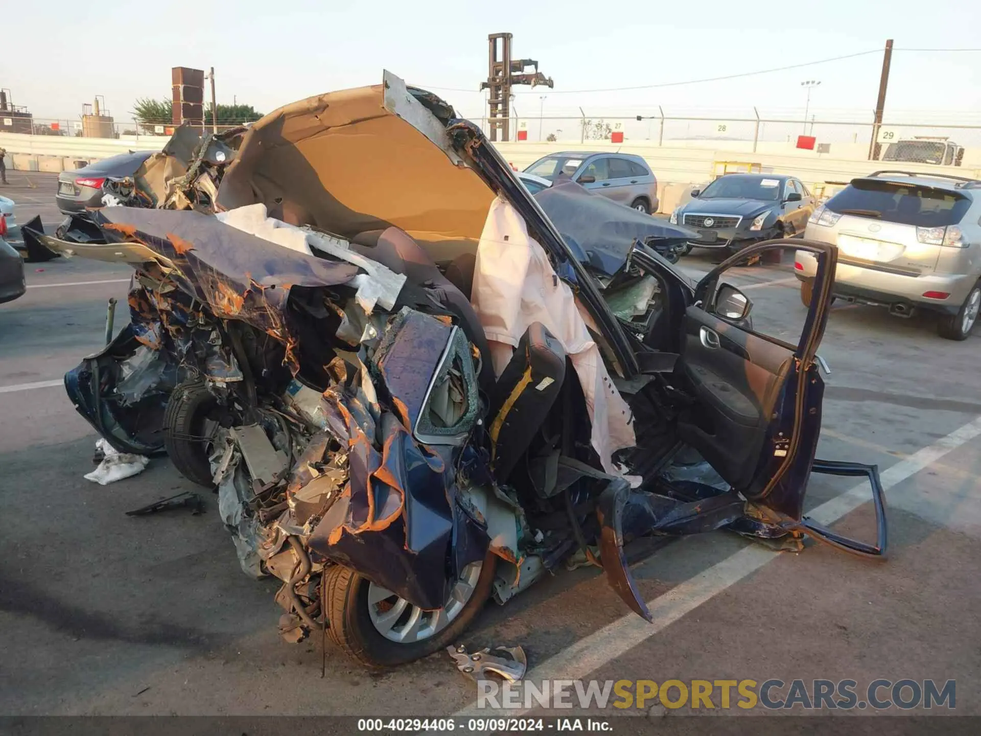 4 Photograph of a damaged car 3N1AB7AP0KL612128 NISSAN SENTRA 2019