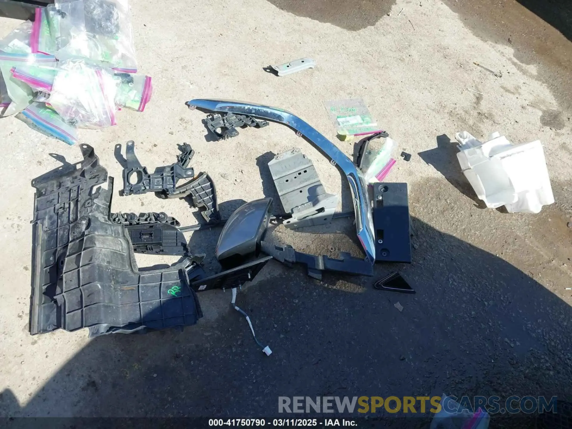 22 Photograph of a damaged car 3N1AB7AP0KL626675 NISSAN SENTRA 2019