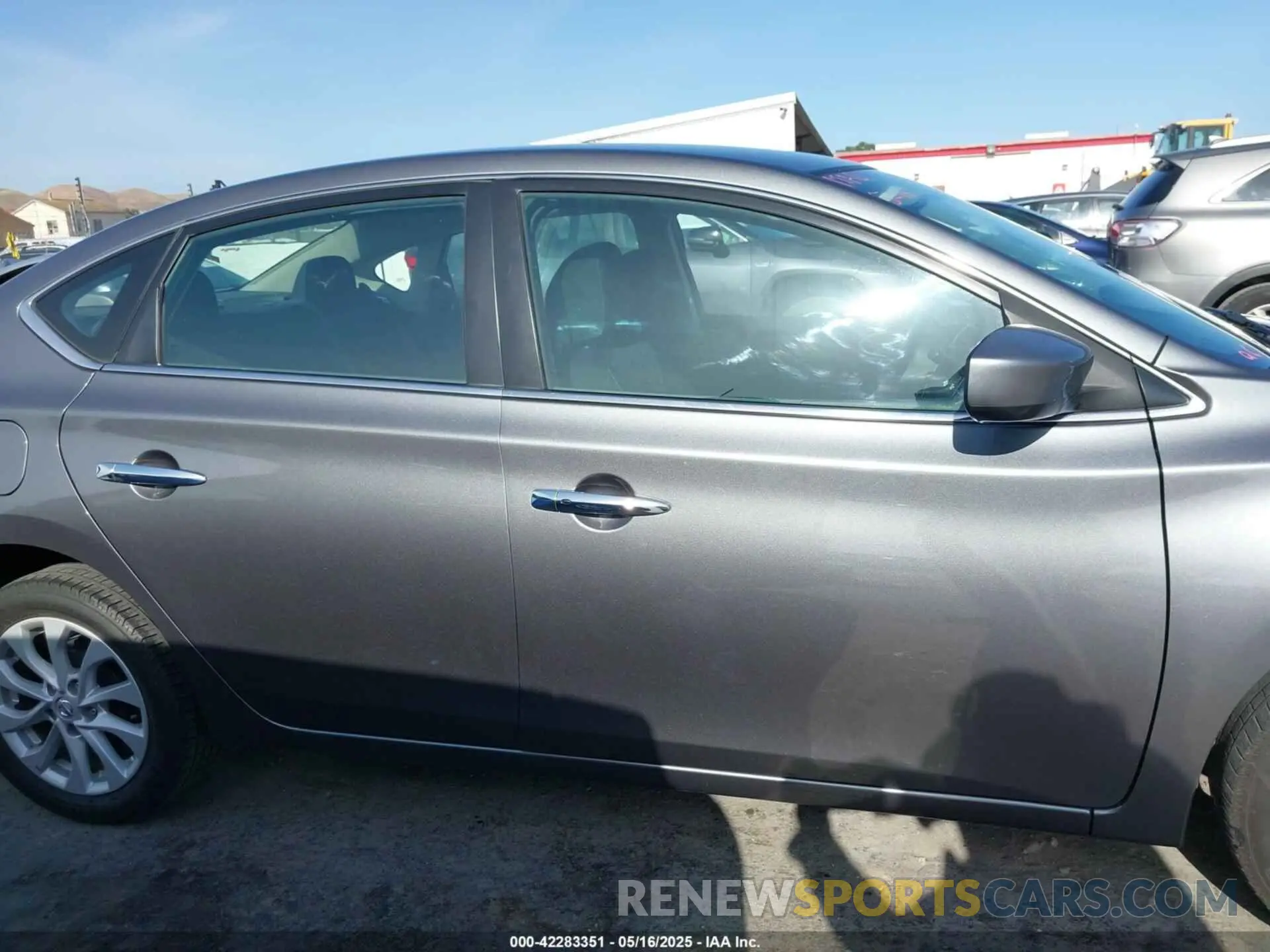 14 Photograph of a damaged car 3N1AB7AP0KL627261 NISSAN SENTRA 2019