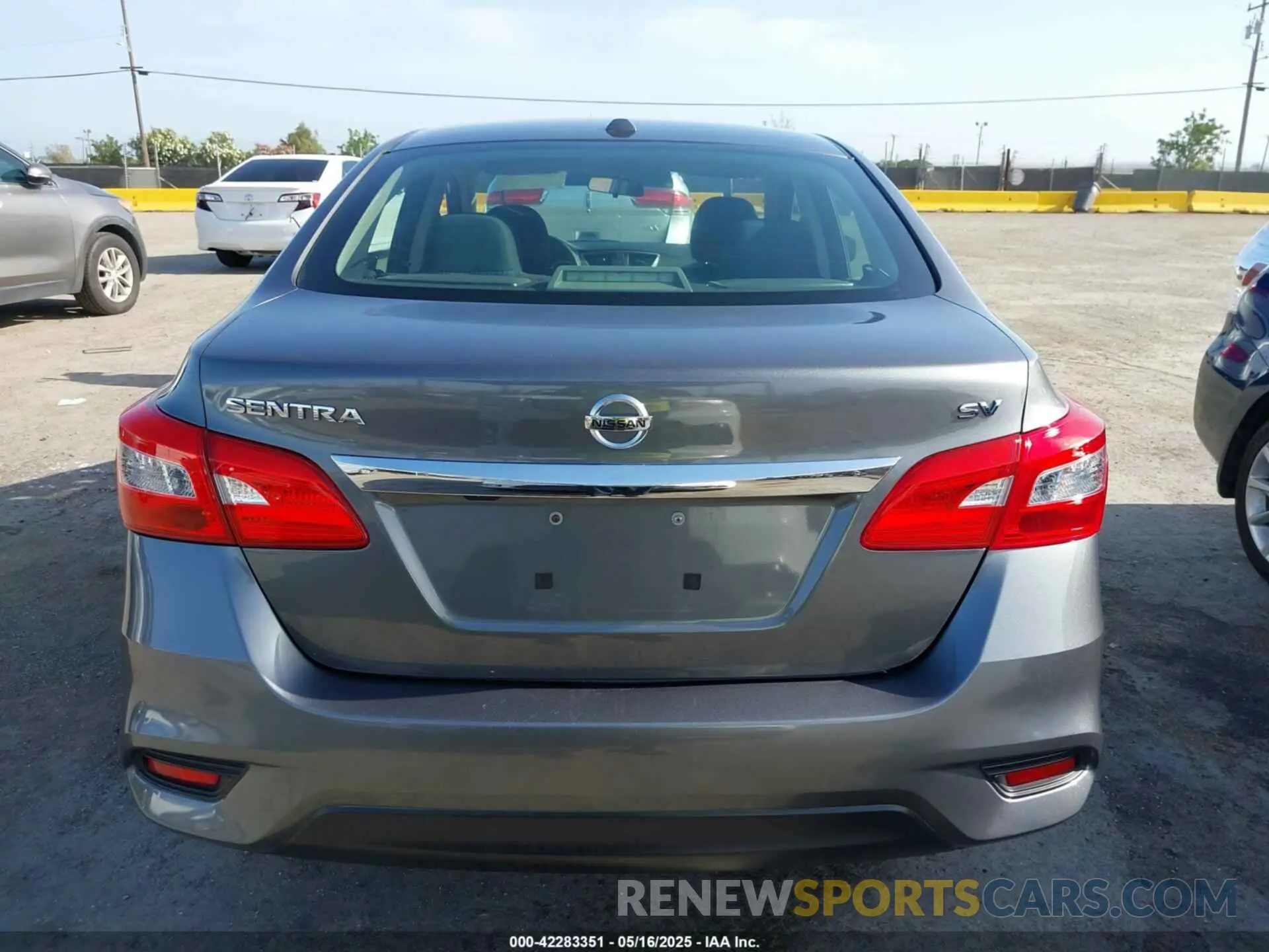 17 Photograph of a damaged car 3N1AB7AP0KL627261 NISSAN SENTRA 2019