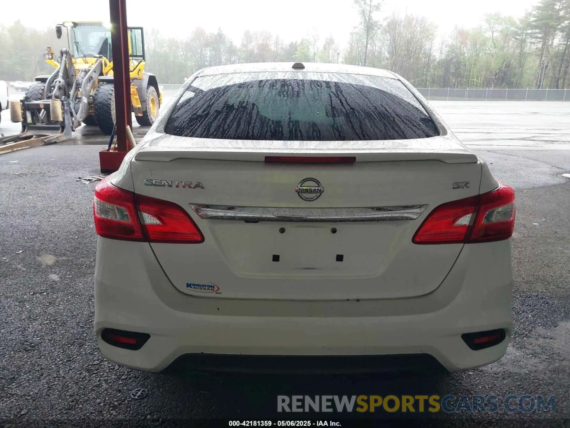 17 Photograph of a damaged car 3N1AB7AP0KY210693 NISSAN SENTRA 2019