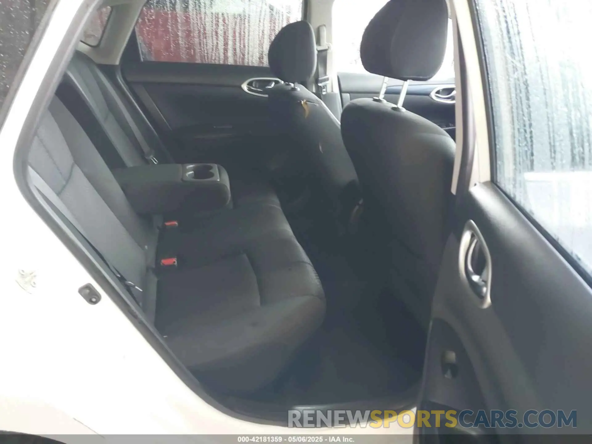 8 Photograph of a damaged car 3N1AB7AP0KY210693 NISSAN SENTRA 2019