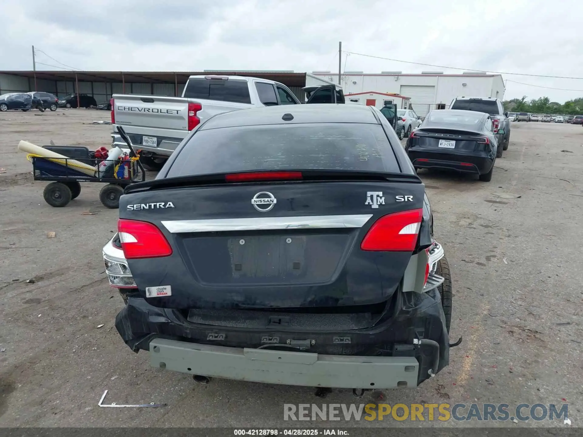 15 Photograph of a damaged car 3N1AB7AP0KY228403 NISSAN SENTRA 2019