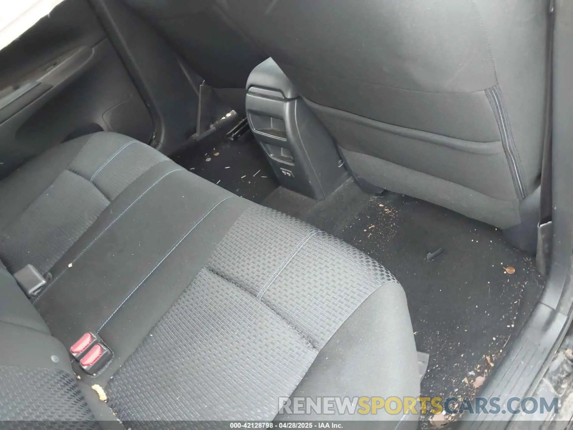 8 Photograph of a damaged car 3N1AB7AP0KY228403 NISSAN SENTRA 2019