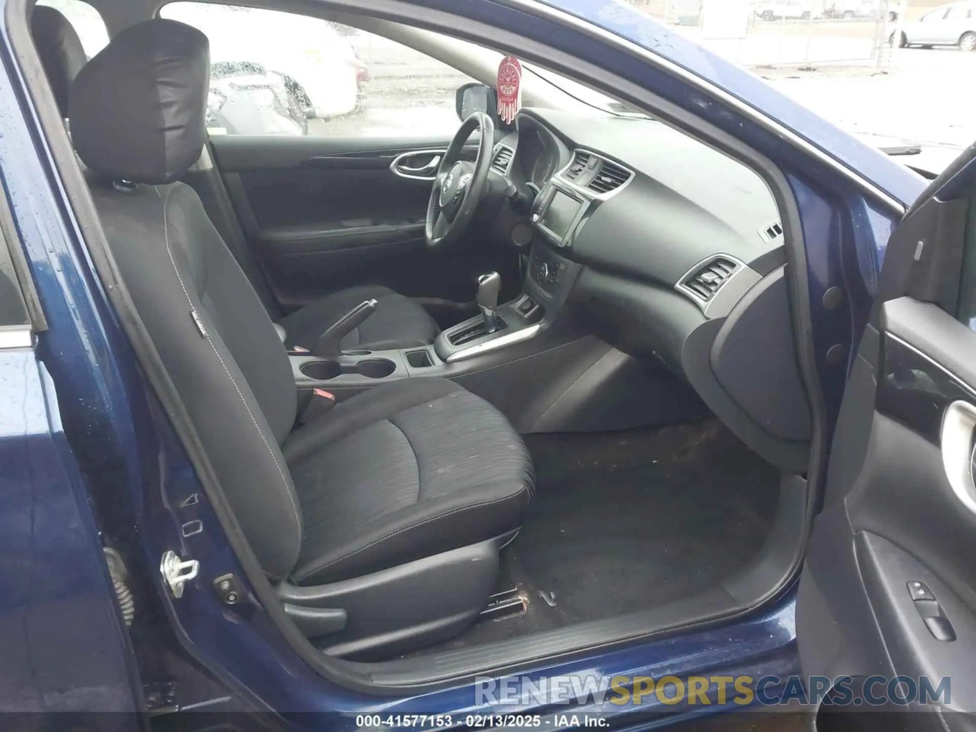 5 Photograph of a damaged car 3N1AB7AP0KY238803 NISSAN SENTRA 2019