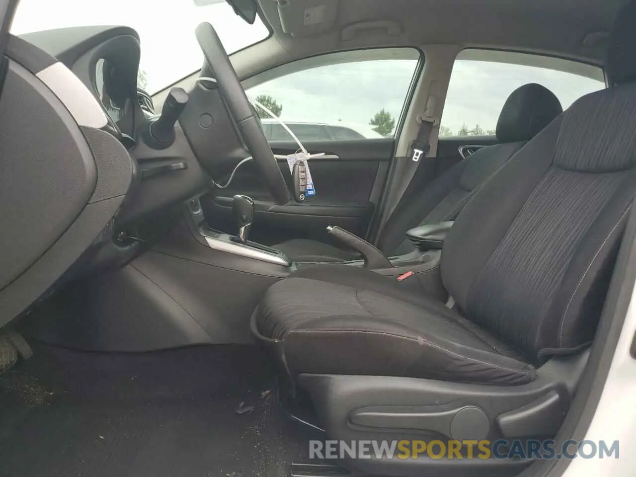 7 Photograph of a damaged car 3N1AB7AP0KY245671 NISSAN SENTRA 2019