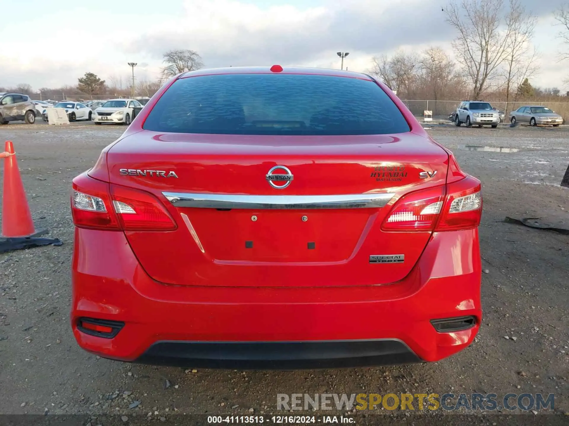 15 Photograph of a damaged car 3N1AB7AP0KY250398 NISSAN SENTRA 2019