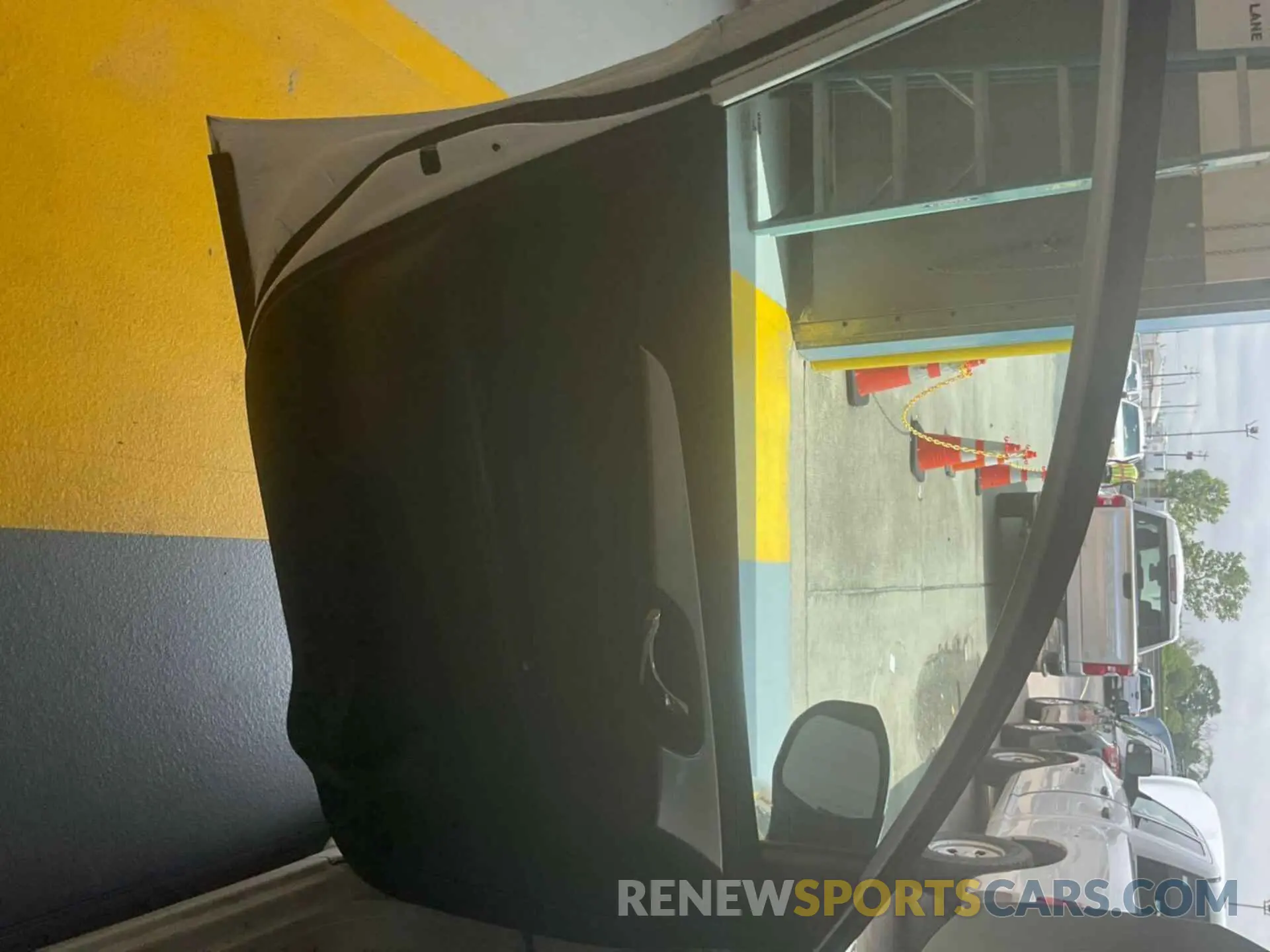 31 Photograph of a damaged car 3N1AB7AP0KY252572 NISSAN SENTRA 2019
