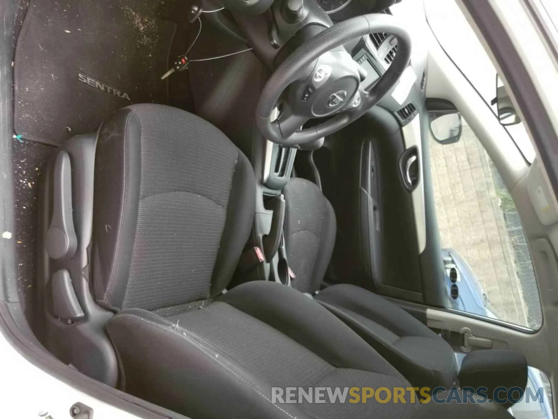 14 Photograph of a damaged car 3N1AB7AP0KY265886 NISSAN SENTRA 2019