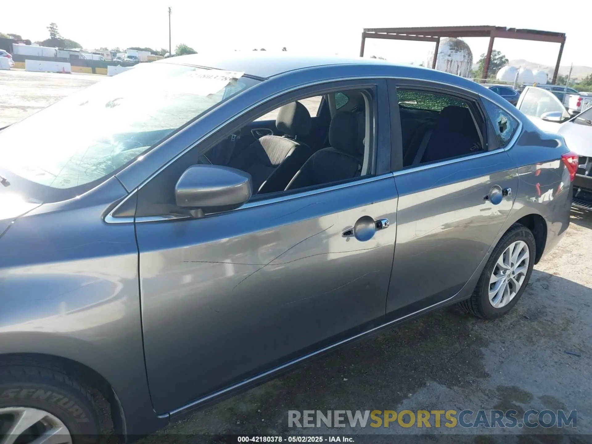14 Photograph of a damaged car 3N1AB7AP0KY283319 NISSAN SENTRA 2019
