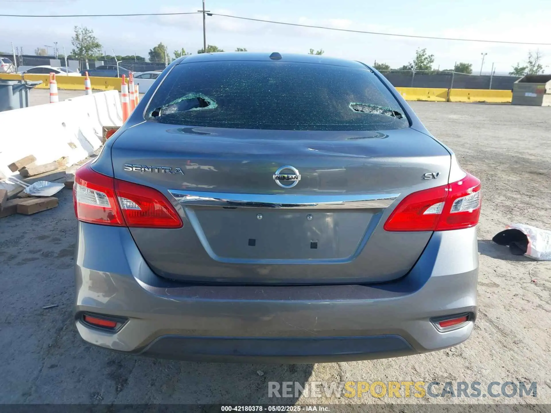 16 Photograph of a damaged car 3N1AB7AP0KY283319 NISSAN SENTRA 2019