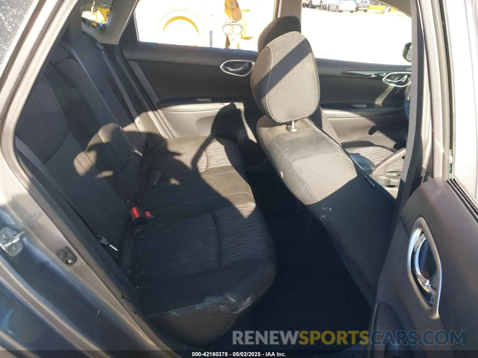 8 Photograph of a damaged car 3N1AB7AP0KY283319 NISSAN SENTRA 2019