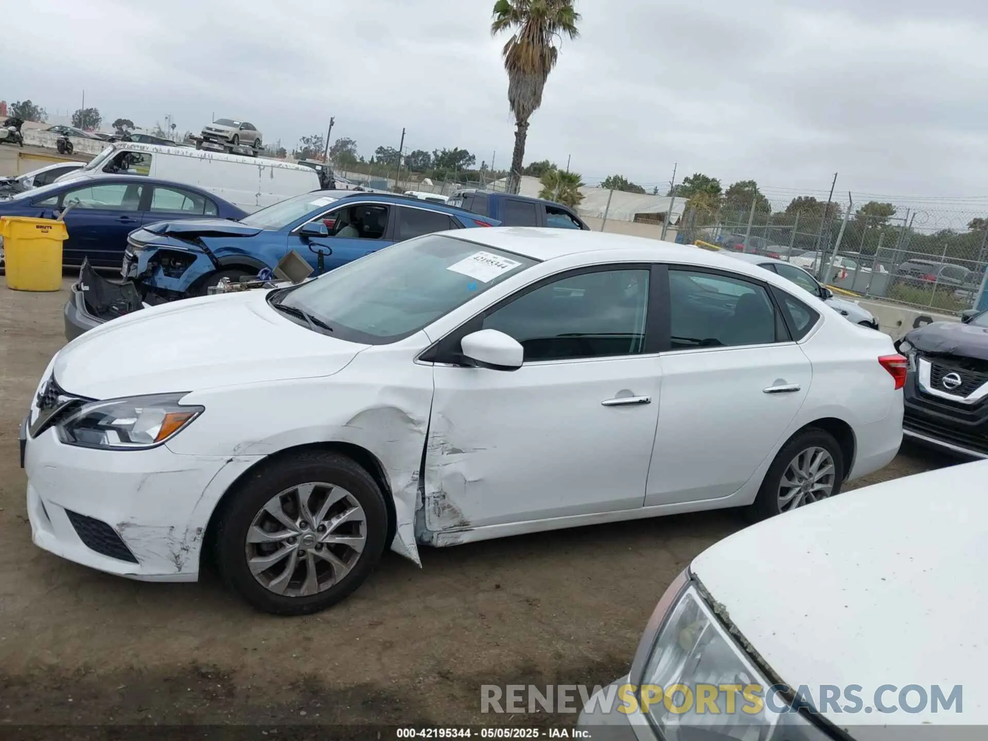 14 Photograph of a damaged car 3N1AB7AP0KY288665 NISSAN SENTRA 2019