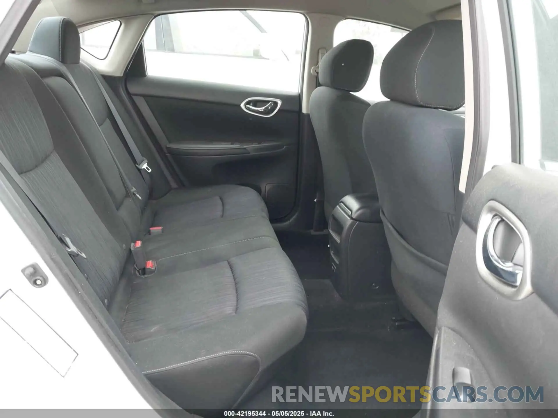8 Photograph of a damaged car 3N1AB7AP0KY288665 NISSAN SENTRA 2019