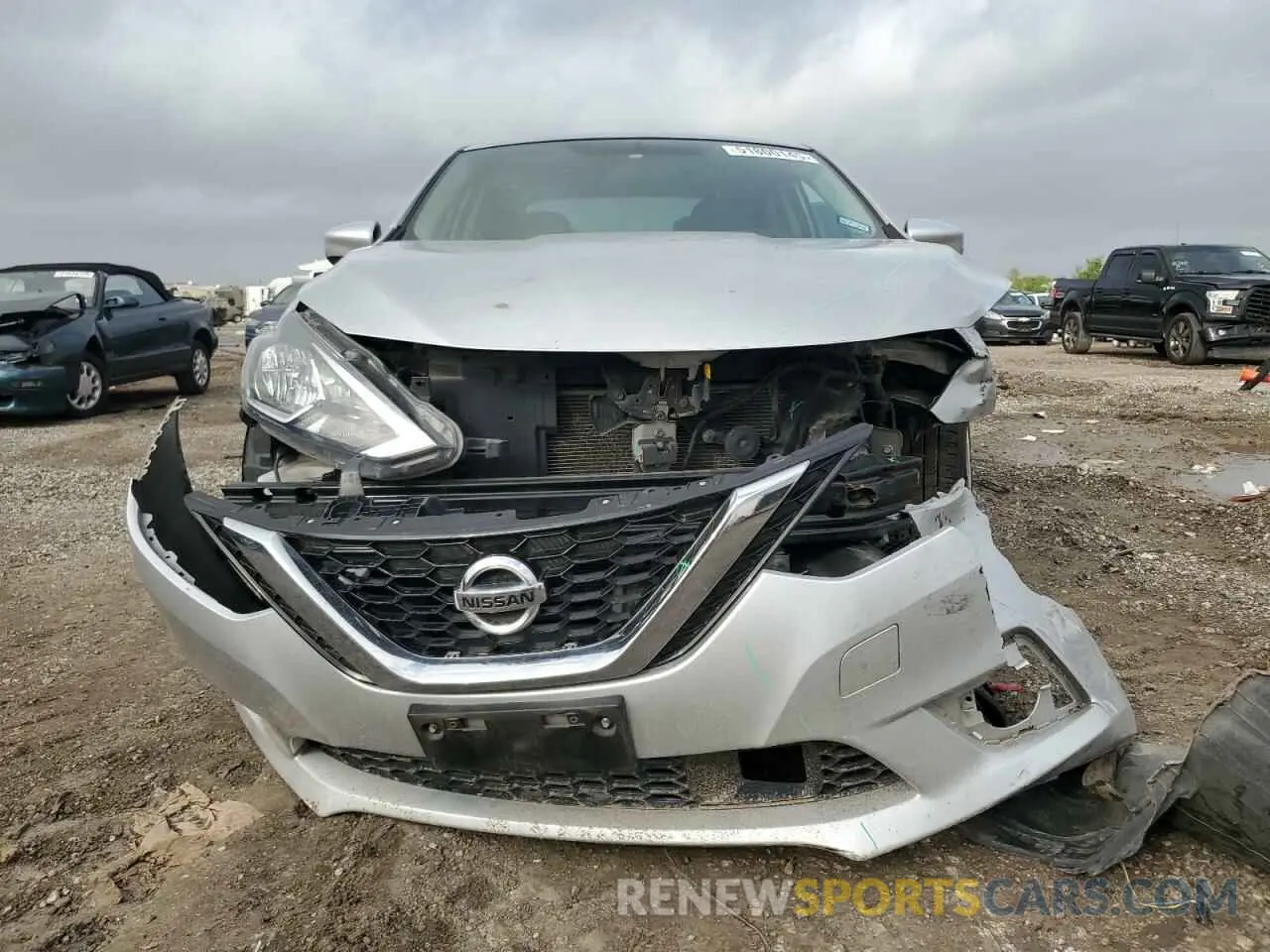 5 Photograph of a damaged car 3N1AB7AP0KY290724 NISSAN SENTRA 2019