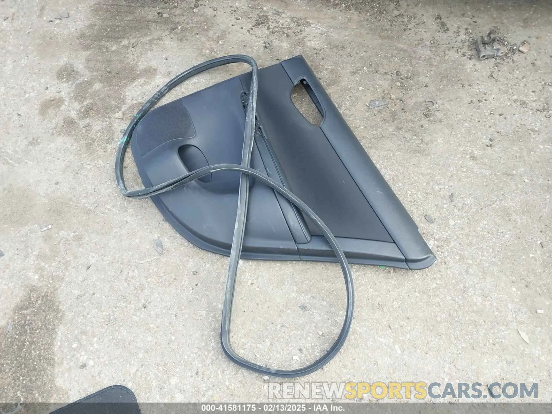 12 Photograph of a damaged car 3N1AB7AP0KY295924 NISSAN SENTRA 2019