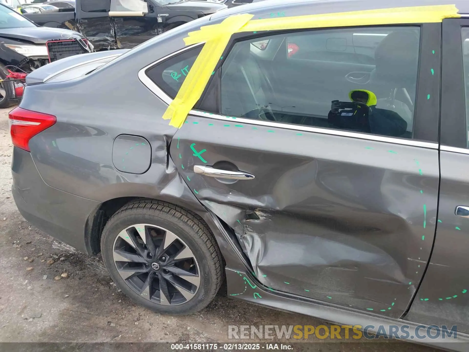 6 Photograph of a damaged car 3N1AB7AP0KY295924 NISSAN SENTRA 2019