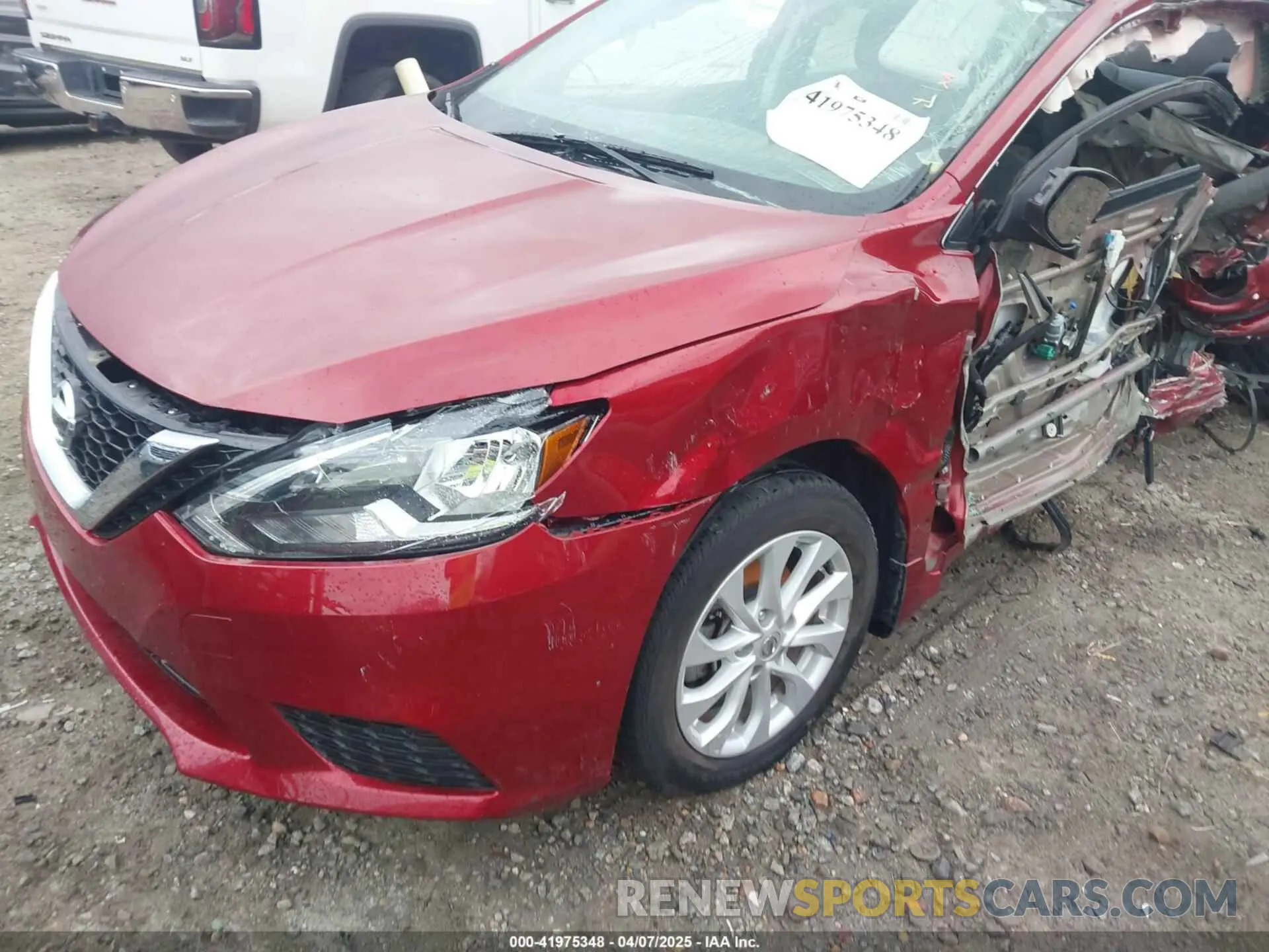 18 Photograph of a damaged car 3N1AB7AP0KY300930 NISSAN SENTRA 2019