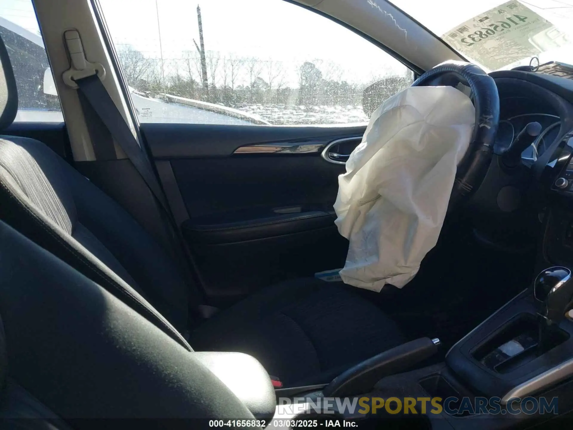 5 Photograph of a damaged car 3N1AB7AP0KY317033 NISSAN SENTRA 2019