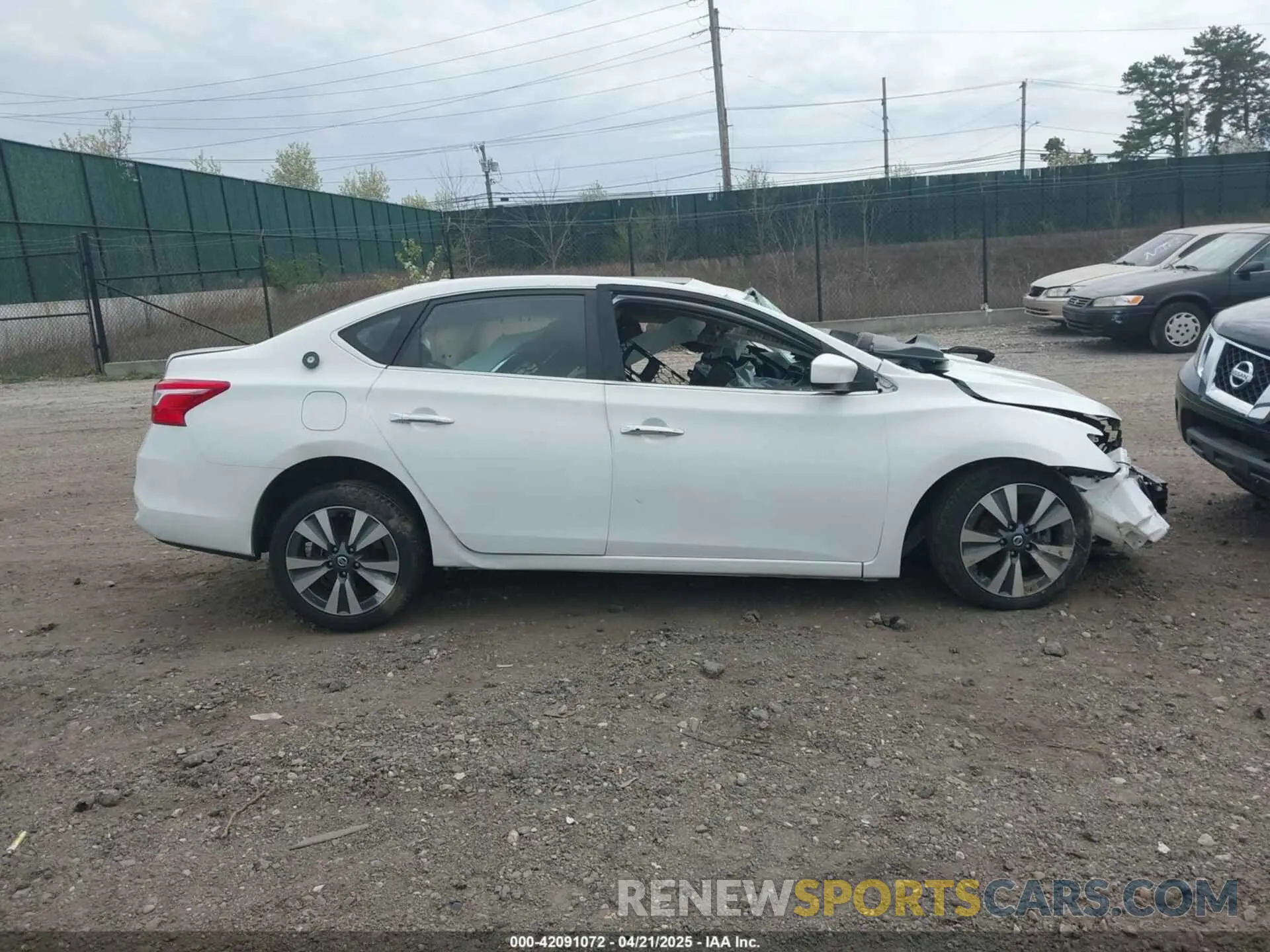 14 Photograph of a damaged car 3N1AB7AP0KY317713 NISSAN SENTRA 2019