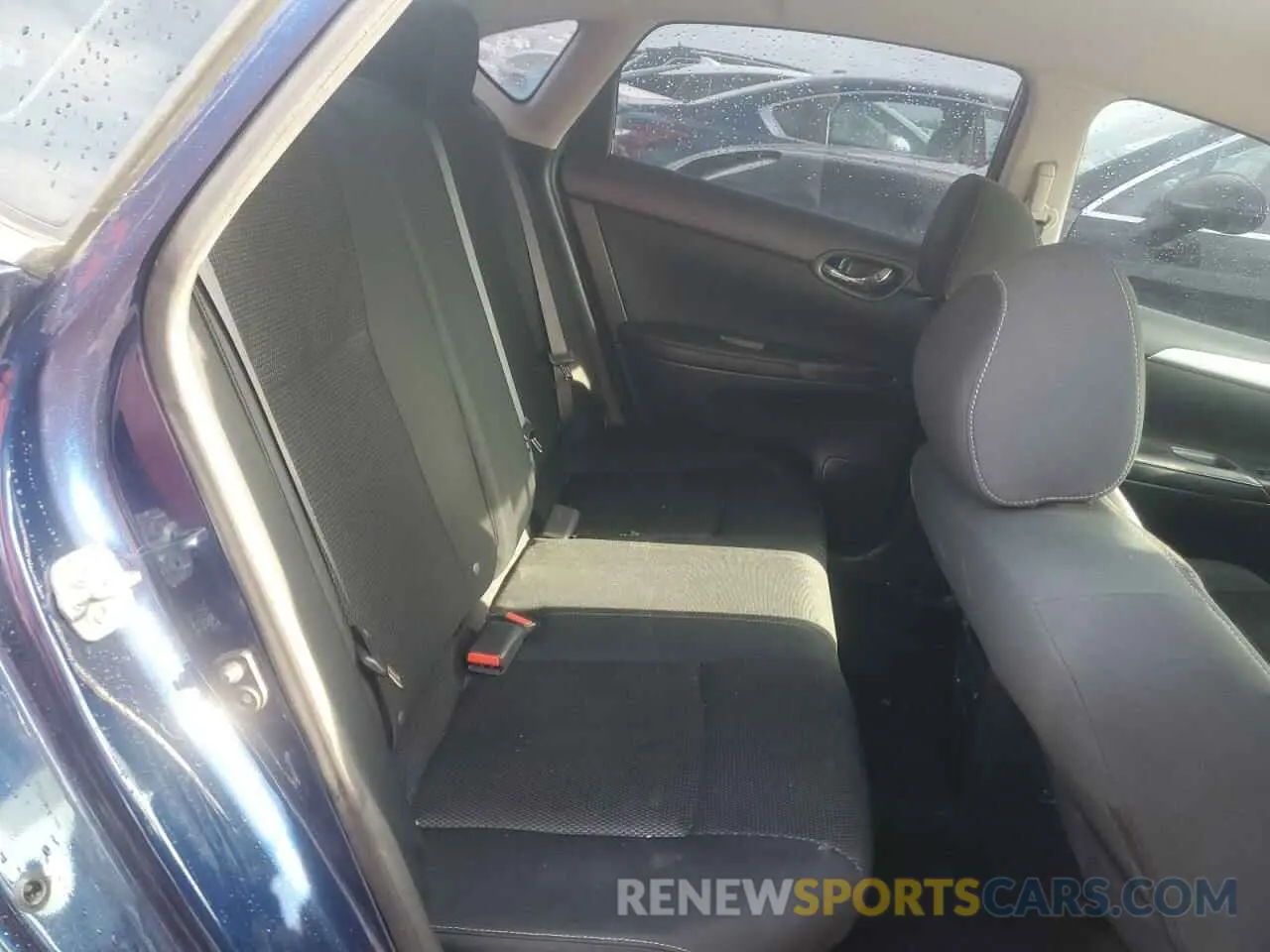 10 Photograph of a damaged car 3N1AB7AP0KY323981 NISSAN SENTRA 2019