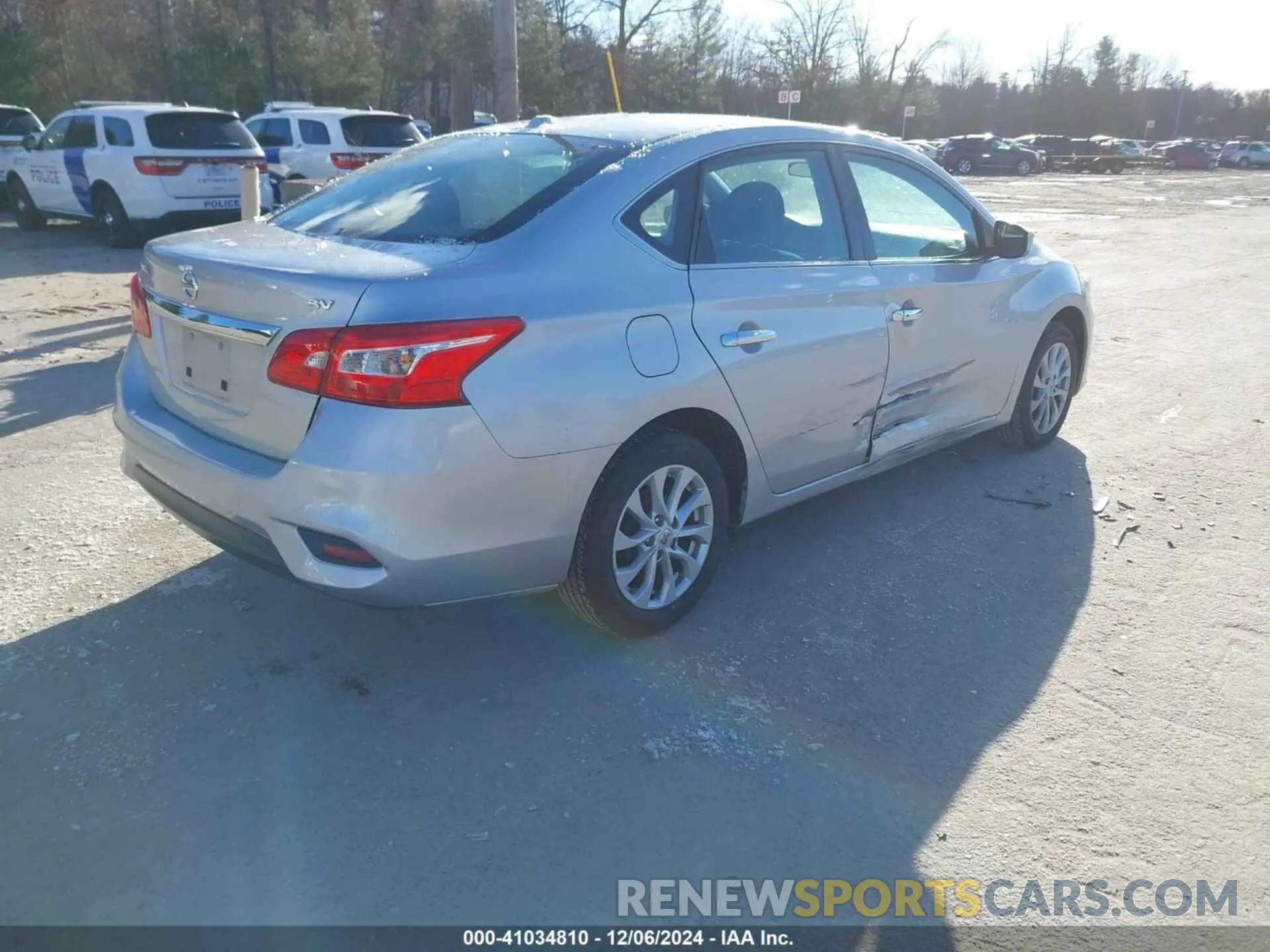 4 Photograph of a damaged car 3N1AB7AP0KY328825 NISSAN SENTRA 2019
