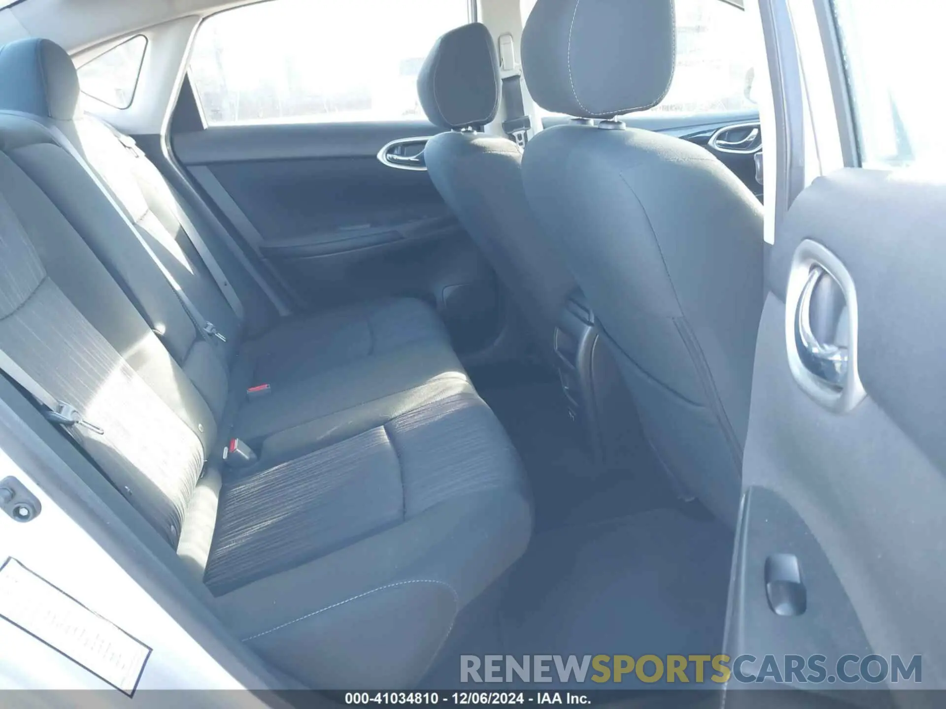 8 Photograph of a damaged car 3N1AB7AP0KY328825 NISSAN SENTRA 2019