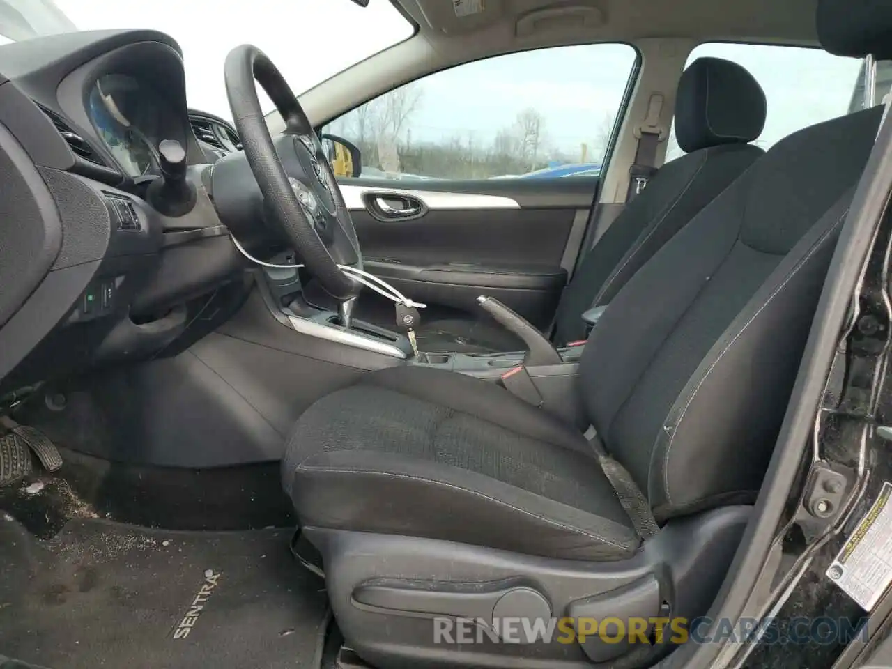 7 Photograph of a damaged car 3N1AB7AP0KY333992 NISSAN SENTRA 2019