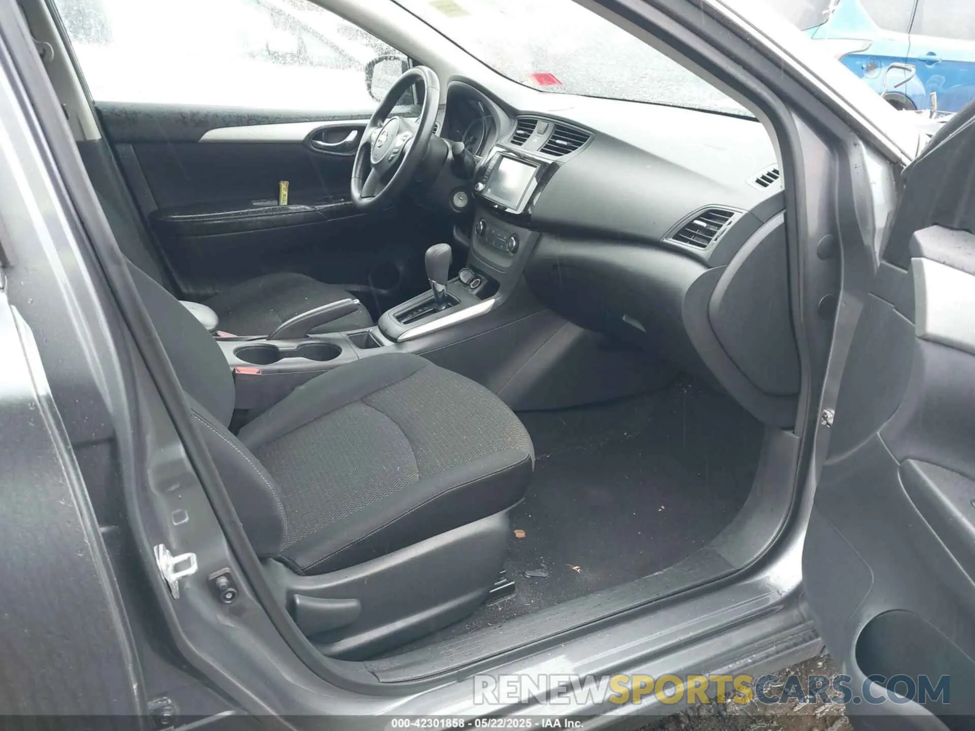 5 Photograph of a damaged car 3N1AB7AP0KY350761 NISSAN SENTRA 2019