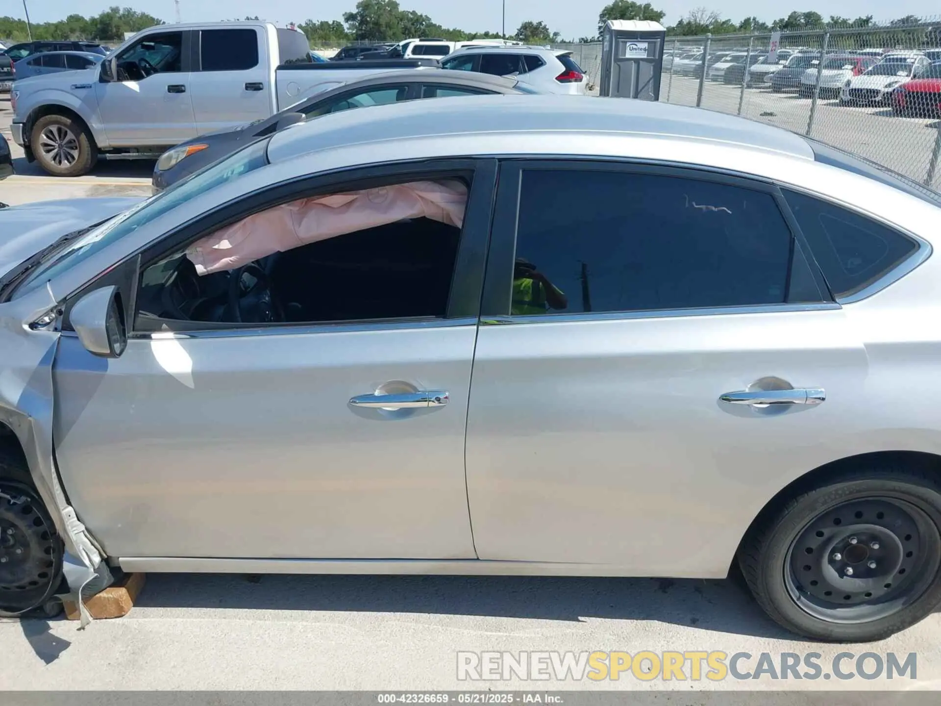 15 Photograph of a damaged car 3N1AB7AP0KY354101 NISSAN SENTRA 2019