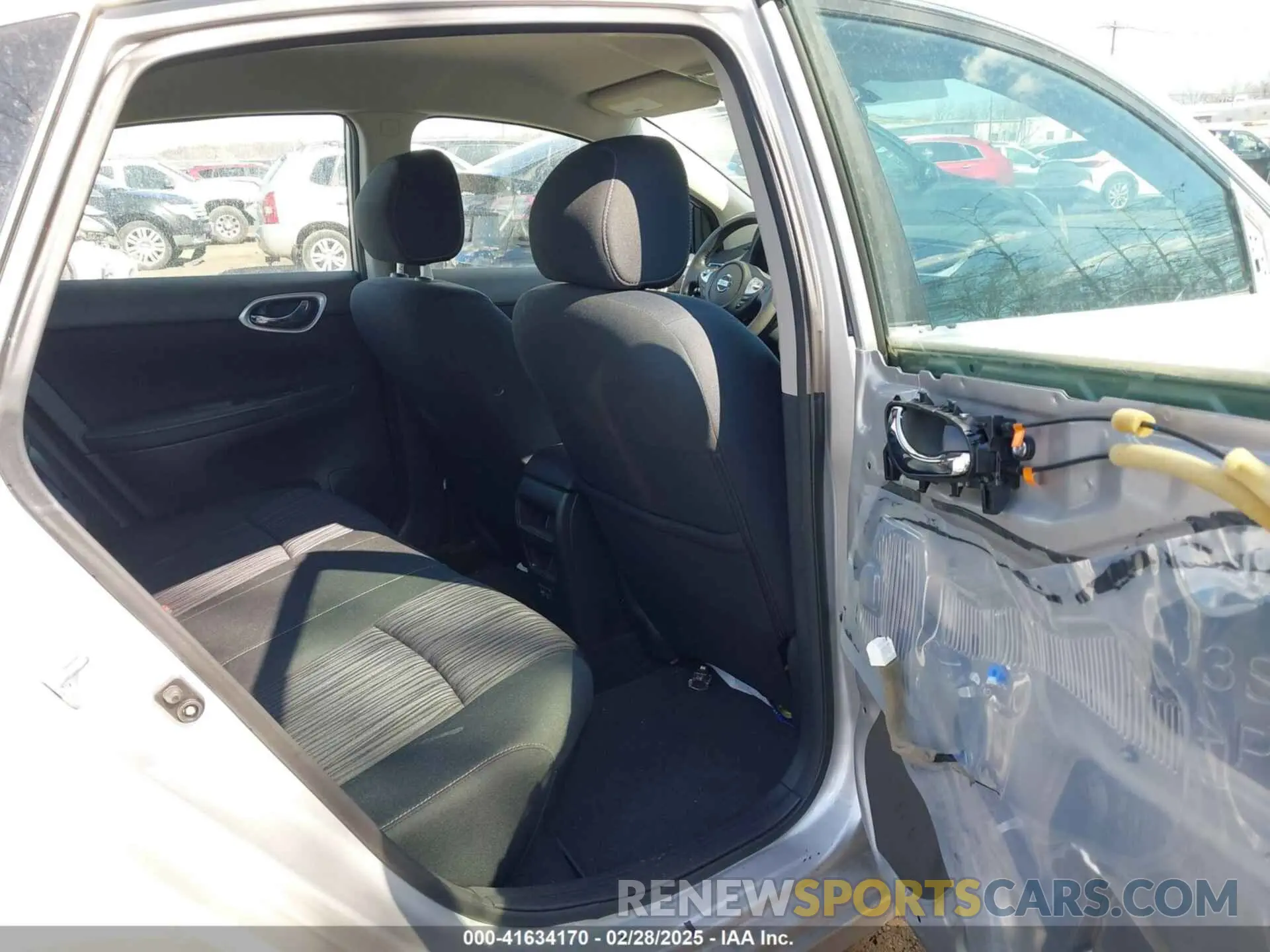 8 Photograph of a damaged car 3N1AB7AP0KY378009 NISSAN SENTRA 2019