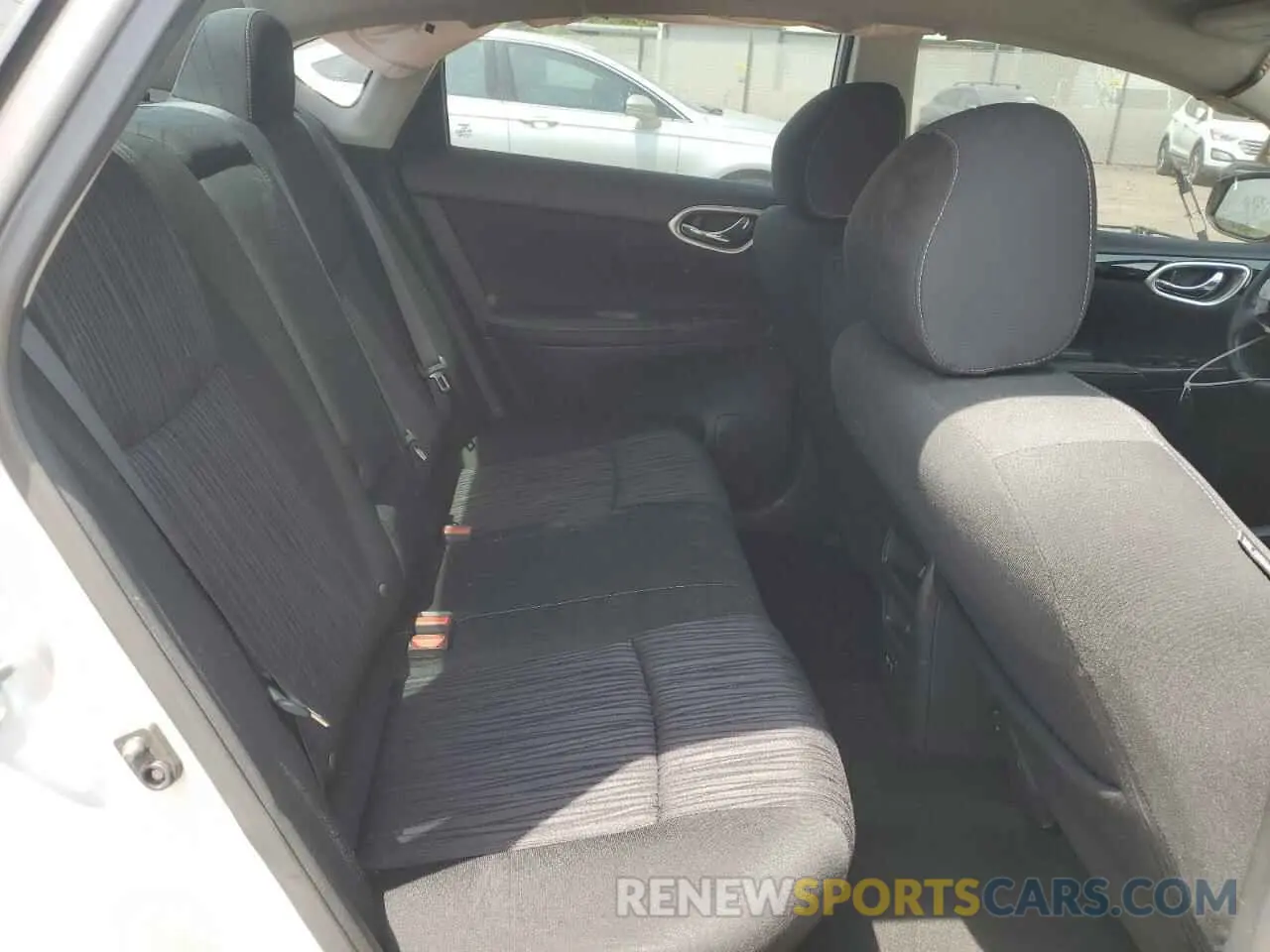10 Photograph of a damaged car 3N1AB7AP0KY390239 NISSAN SENTRA 2019