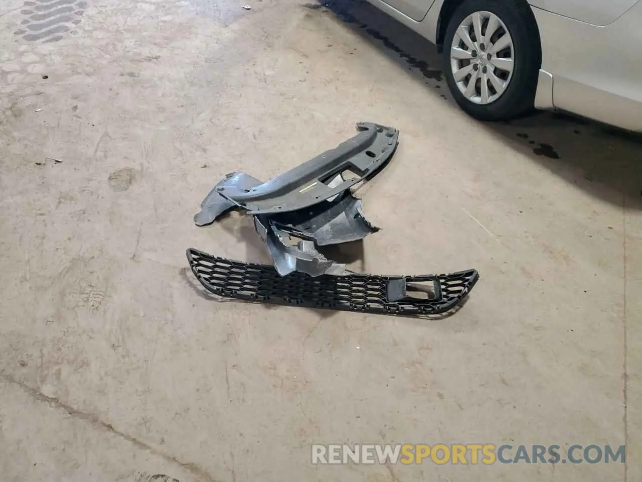 12 Photograph of a damaged car 3N1AB7AP0KY393853 NISSAN SENTRA 2019